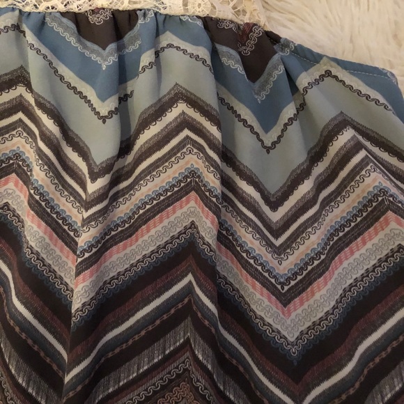 Maurices Summer Striped/ Lace Shirt 🤩 - Picture 6 of 6